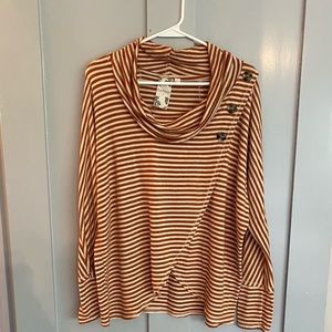 Blu Pepper striped top small